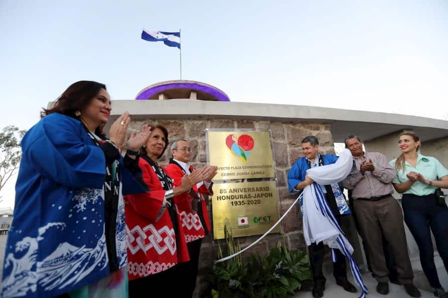 inaguracion encerro juan a lainez