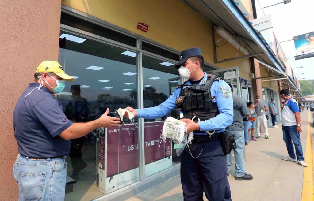 entrega de mascarillas1