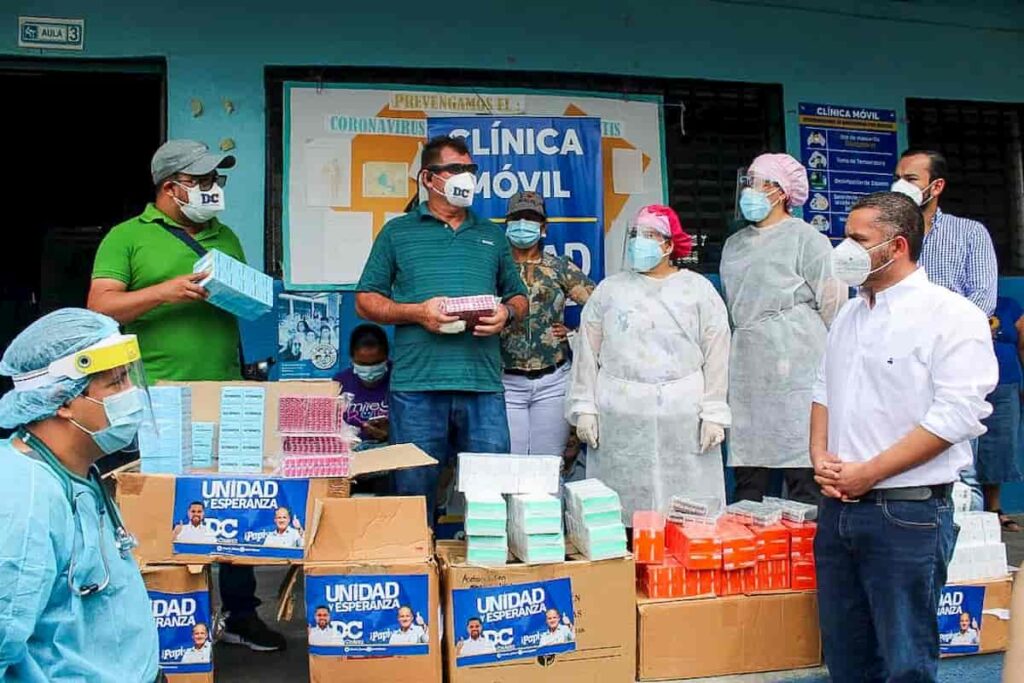 clinica movil en los pinos