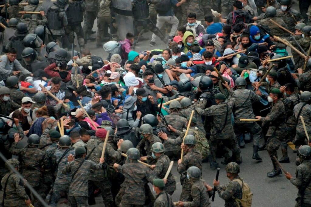 TOPSHOT GUATEMALA HONDURAS US MIGRATION CARAVAN 57001734