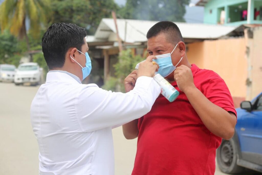 brigadas medicas en la calle 2