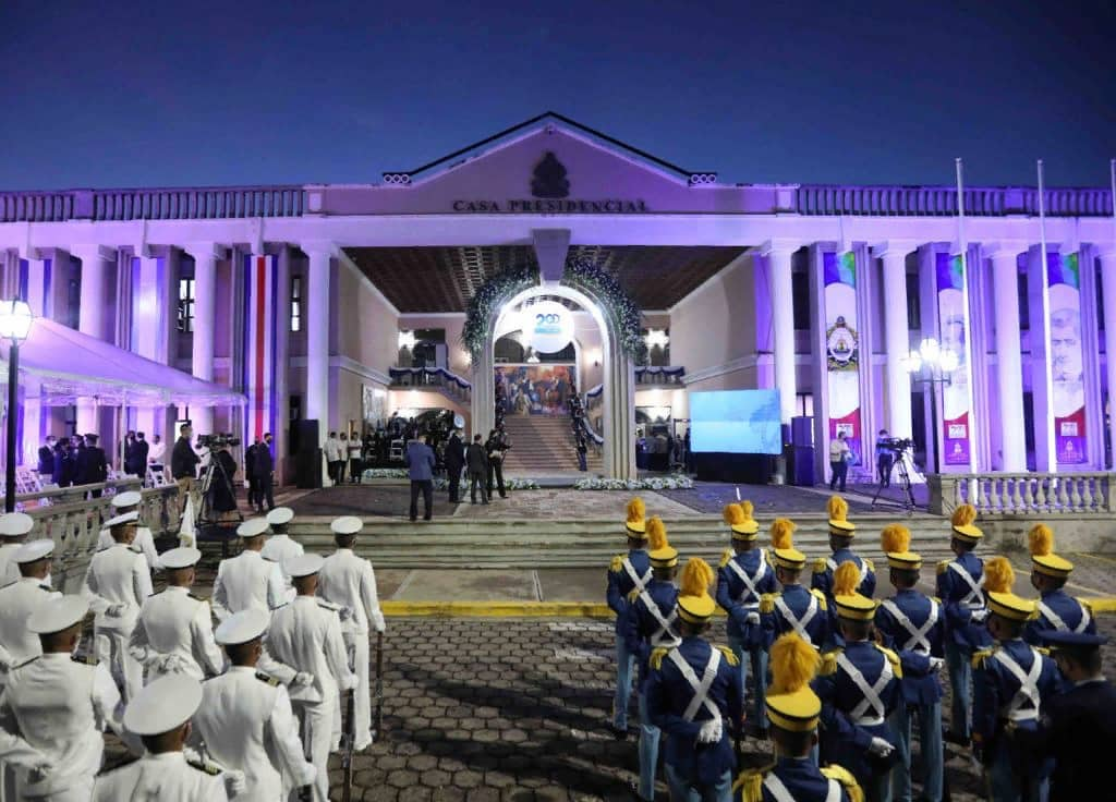 cadetes formados en casa presidencial