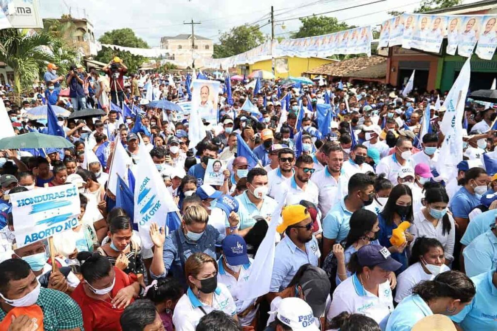 FOTO PAPI EN OLANCHO 2