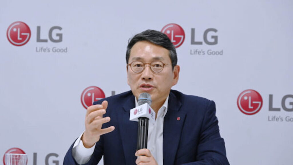 LG CEO Korea Press Conference 600x338 1