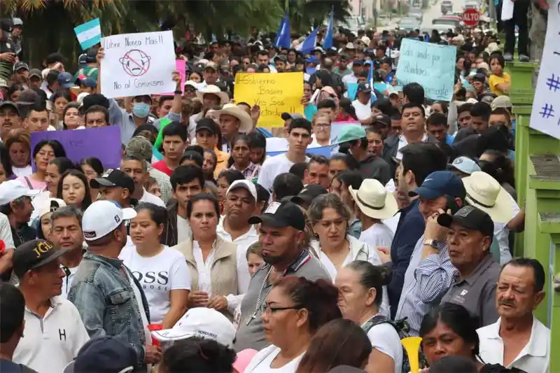 marcha santa Rosa