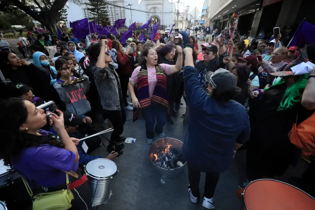 Mujeres hondurenas conmemoran su dia exigiendo justicia y que cese violencia 1920x1280 1